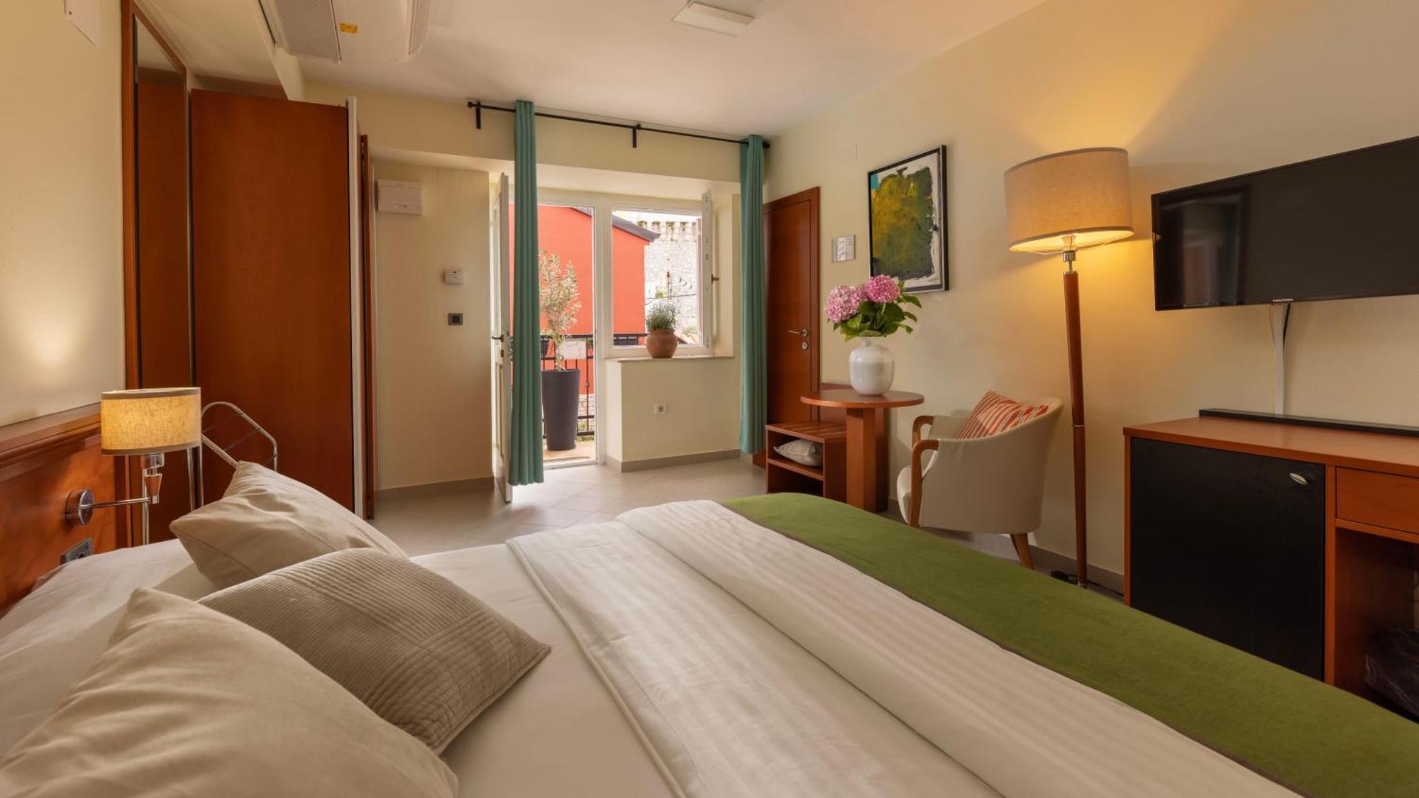 B&B Ciao Bella Lussingrande Esterno foto