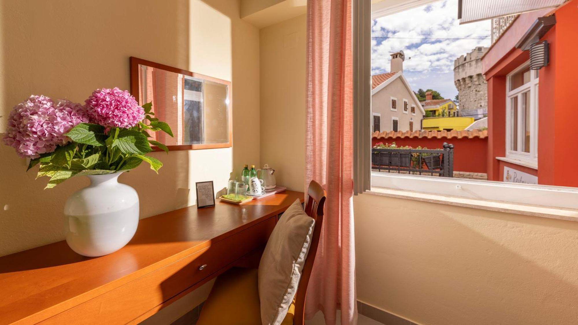 B&B Ciao Bella Lussingrande Esterno foto