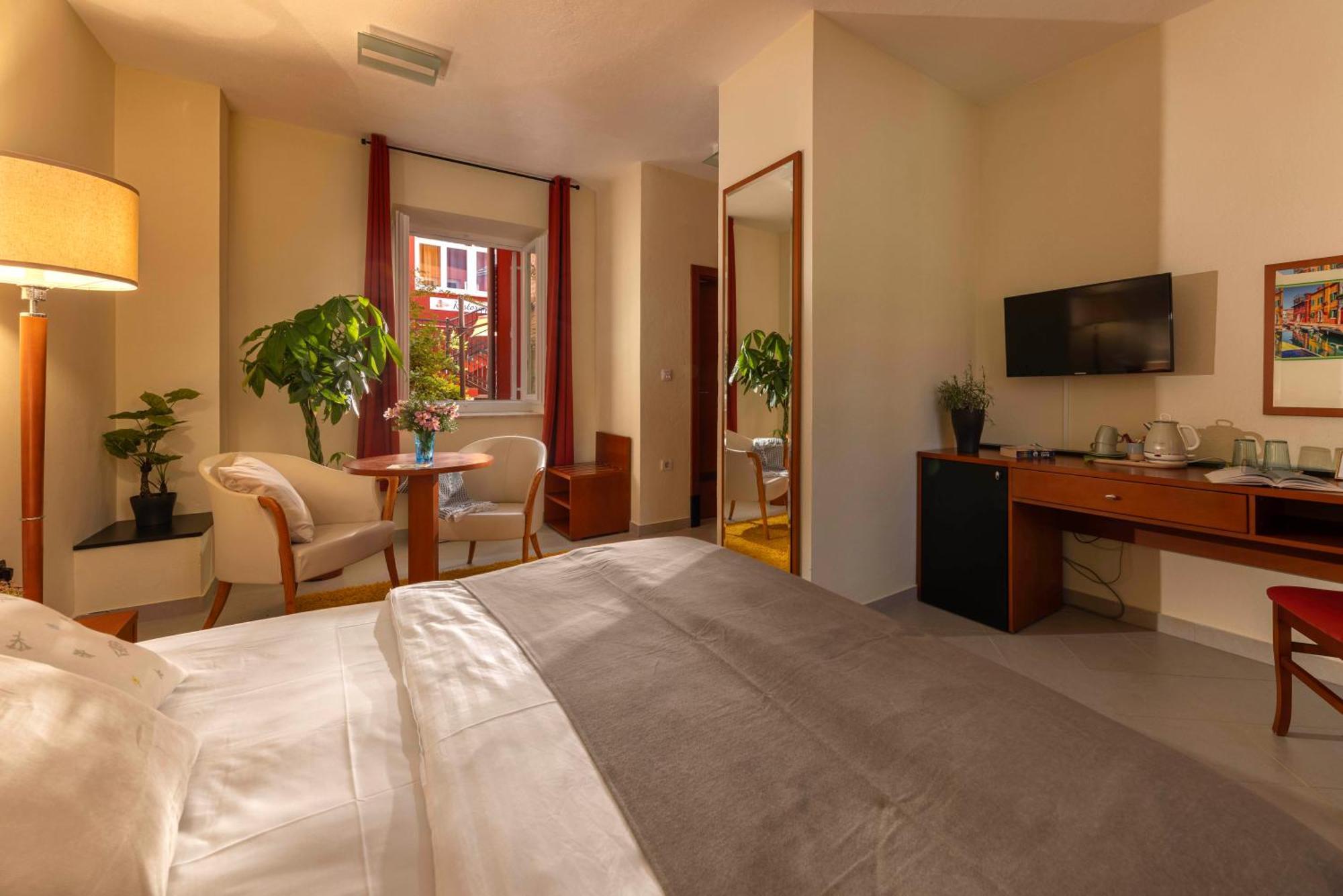 B&B Ciao Bella Lussingrande Esterno foto